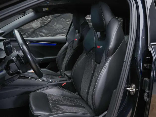 Škoda Octavia Combi 2.0 TSI DSG RS *Abstandsregler*Massage*Standheizung*