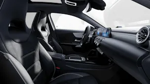 Mercedes-Benz A 220 AMG Line 4MATIC
