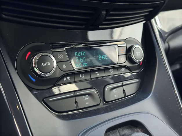Ford Kuga 2.0 TDCi Titanium 4WD PowerShift