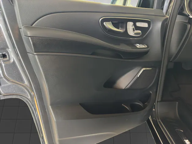 Mercedes-Benz V 300 d lang 4Matic Exclusive 9G-Tronic