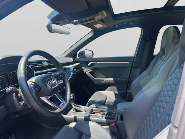 Audi RS Q3 2.5 TFSI quattro S tronic