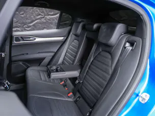 Alfa Romeo Stelvio 2.0 Veloce Q4 AT8 *Abstandsregler*El. Sitze mit Memory*Harman/Kardon Soundsystem*