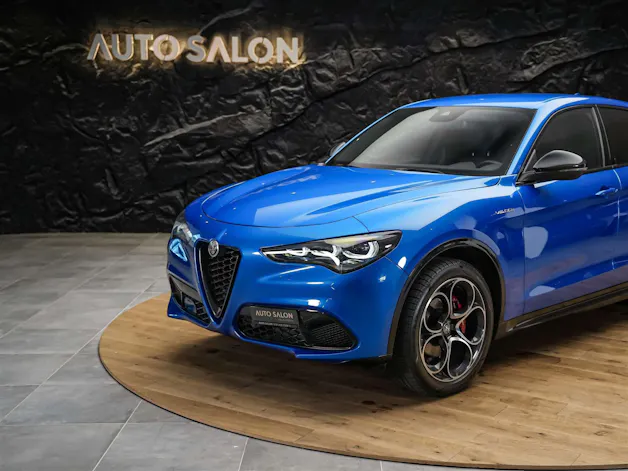 Alfa Romeo Stelvio 2.0 Veloce Q4 AT8 *Abstandsregler*El. Sitze mit Memory*Harman/Kardon Soundsystem*