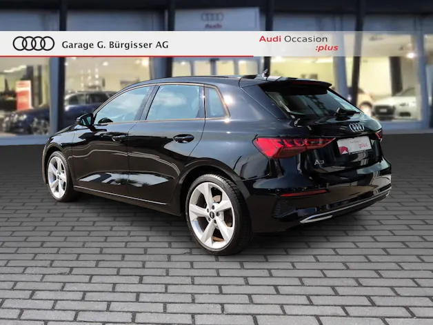 Audi A3 Sportback 35 TFSI advanced Attraction S-tronic Mythosschwarz Metallic