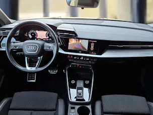 Audi A3 Sportback 35 TFSI advanced Attraction S-tronic Mythosschwarz Metallic