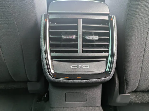 SKODA Kamiq 1.0 TSI Selection DSG