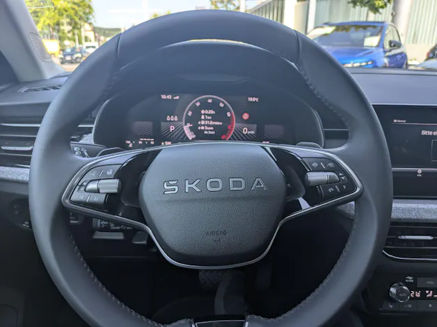SKODA Kamiq 1.0 TSI Selection DSG
