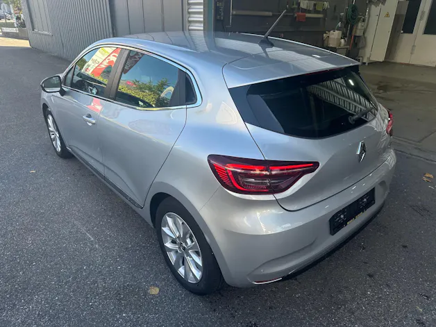 Renault Clio 1.6 E-Tech Intens