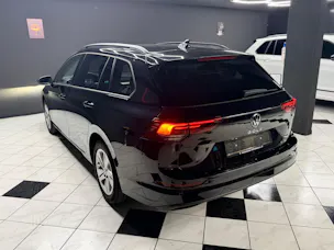 VW Golf Variant 1.5 TSI Life DSG