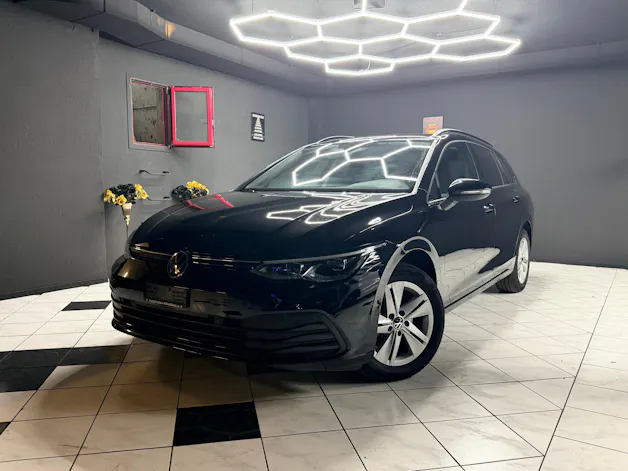 VW Golf Variant 1.5 TSI Life DSG