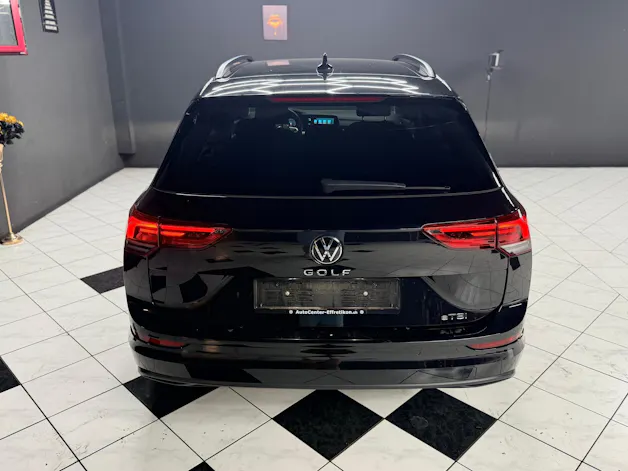 VW Golf Variant 1.5 TSI Life DSG