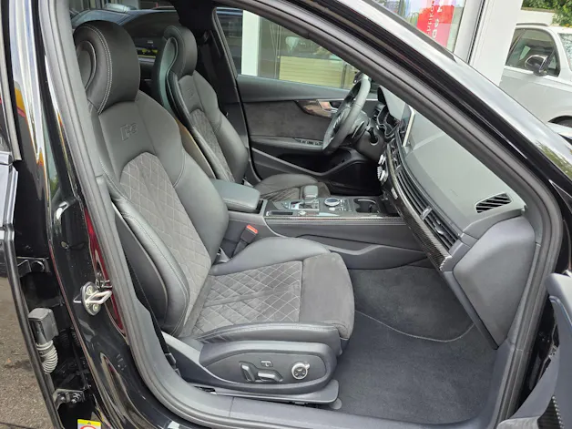 Audi RS4 Avant 2.9 TFSI quattro tiptronic