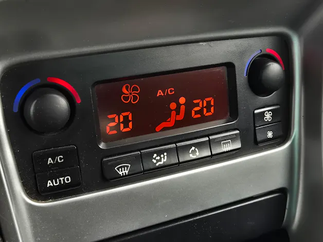 Peugeot 307 CC 2.0 16V Dynamic