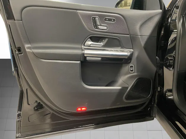 Mercedes-Benz EQA 350 4Matic