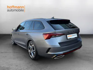 SKODA Octavia Combi 2.0 TSI DSG RS