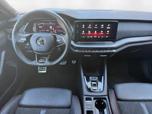 SKODA Octavia Combi 2.0 TSI DSG RS