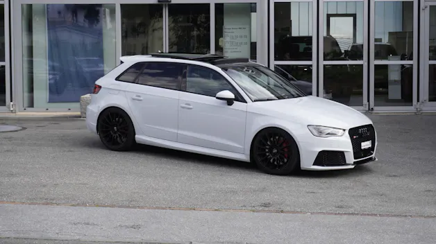 Audi RS3 2.5 TSI quattro S-tronic