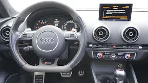 Audi RS3 2.5 TSI quattro S-tronic