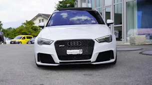 Audi RS3 2.5 TSI quattro S-tronic