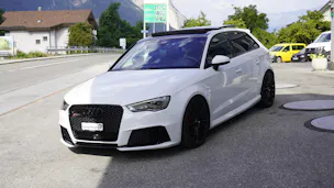 Audi RS3 2.5 TSI quattro S-tronic