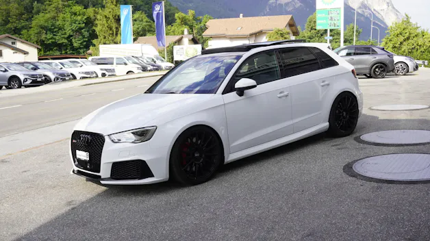Audi RS3 2.5 TSI quattro S-tronic