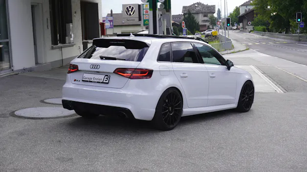 Audi RS3 2.5 TSI quattro S-tronic