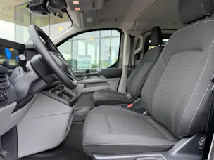 Ford Transit Custom Combi PHEV 320 L1H1 Trend Automat