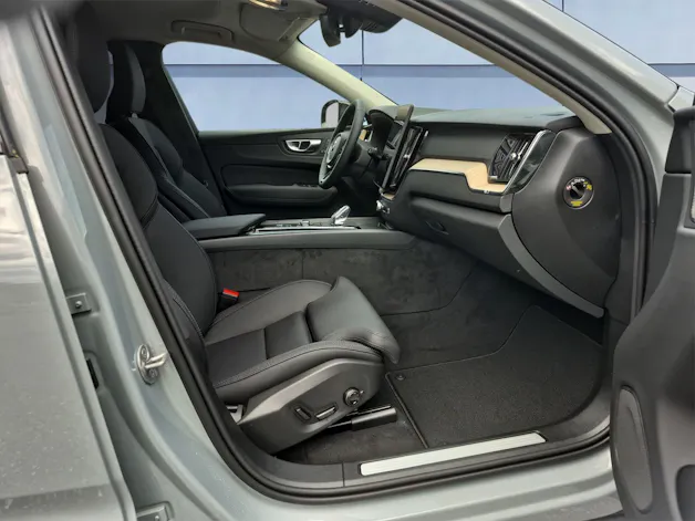 Volvo XC60 2.0 T6 TE Plus Dark eAWD