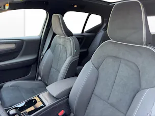 Volvo EX40 Twin Black Edition AWD
