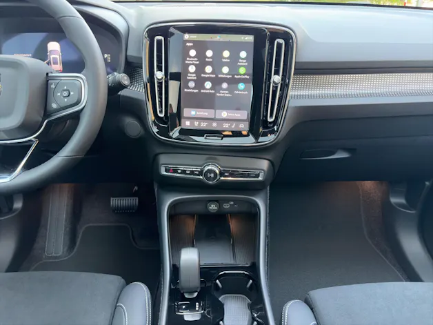 Volvo EX40 Twin Black Edition AWD