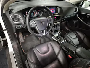 Volvo V40 CC 2.0 T4 Ocean Race AWD S/S