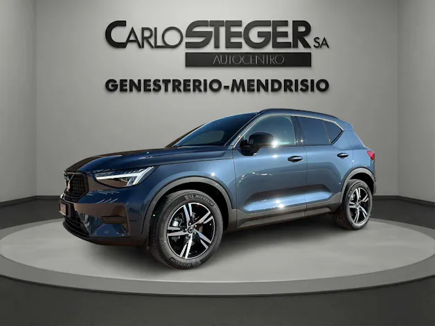 Volvo XC40 B3 Benzin Mild Hybrid Plus Dark DCT