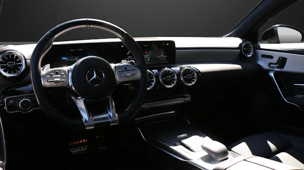 MERCEDES-BENZ CLA 35 AMG 4Matic Shooting Brake