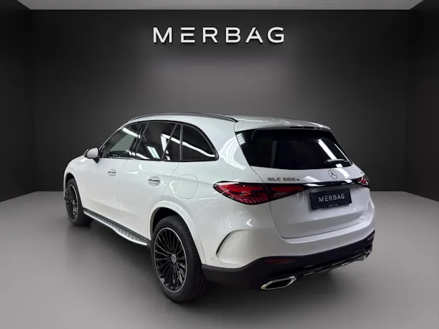 MERCEDES-BENZ GLC 300 e 4Matic 9G-Tronic EQ star