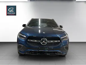 Mercedes-Benz GLA 200 Progressive 7G-DCT