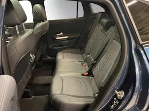 Mercedes-Benz GLA 200 Progressive 7G-DCT