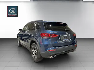 Mercedes-Benz GLA 200 Progressive 7G-DCT