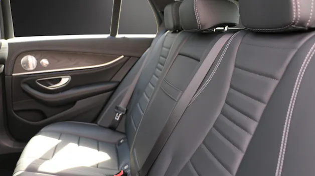MERCEDES-BENZ E 250 AMG Line