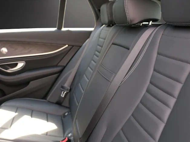 MERCEDES-BENZ E 250 AMG Line