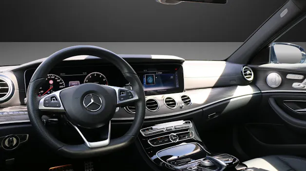MERCEDES-BENZ E 250 AMG Line