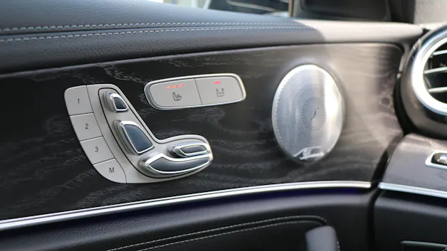 MERCEDES-BENZ E 250 AMG Line