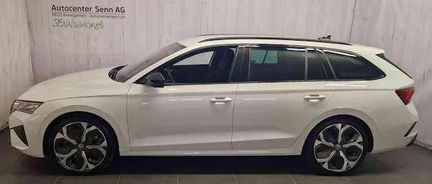 Škoda Octavia Combi 2.0 TSI DSG RS 30 Years Edition