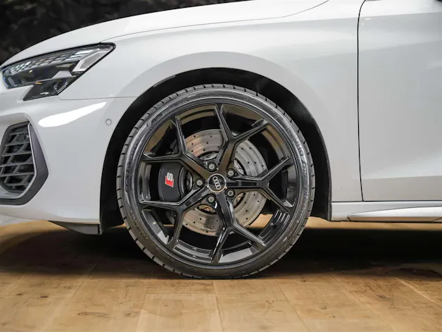 Audi S3 Sportback TFSI quattro S-tronic *Facelift*Abstandsregler*19" Felgen*Sitzheizung*