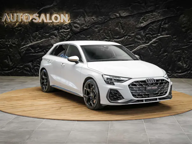 Audi S3 Sportback TFSI quattro S-tronic *Facelift*Abstandsregler*19" Felgen*Sitzheizung*