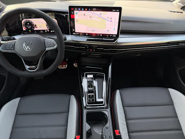 VW Golf 2.0 TSI GTI Edition 50 DSG