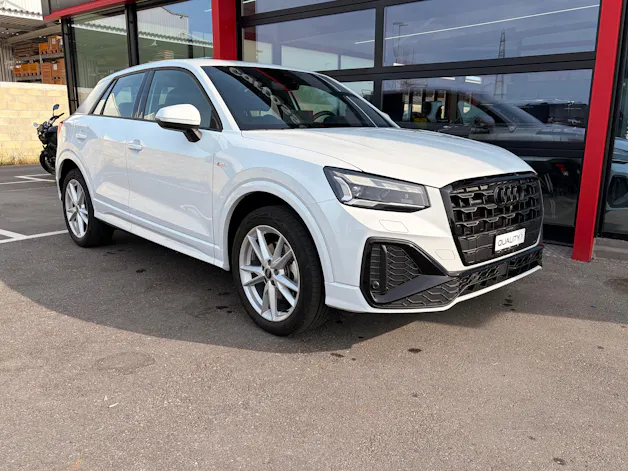 Audi Q2 40 TFSI S line quattro S-tronic