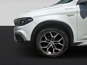 Fiat Tipo Hybrid 1.5 Cross