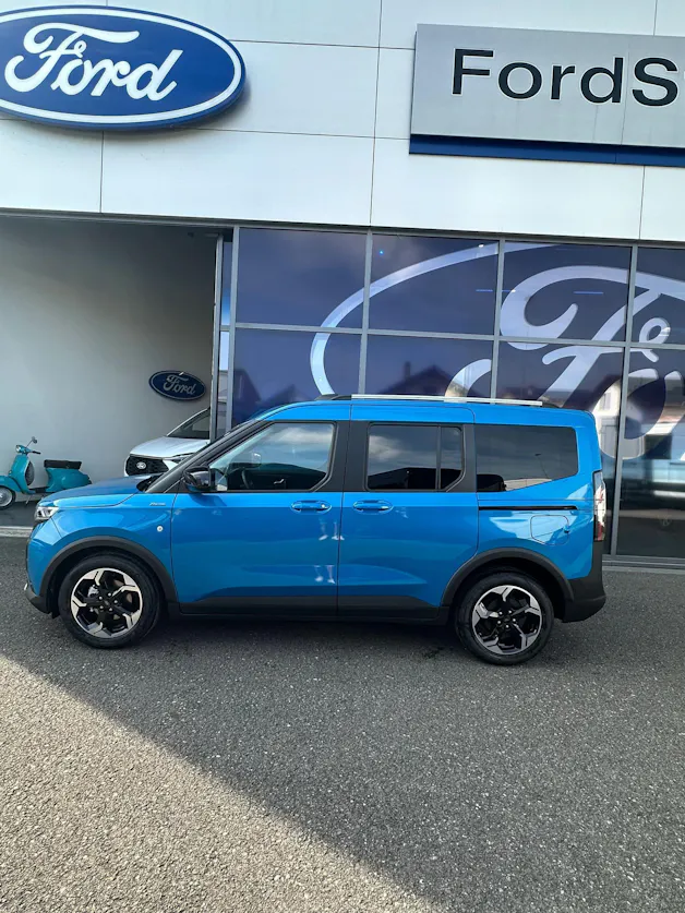 FORD TOURNEO COURIERier 1.0 EcoBoost A Active/125CV/Aut.