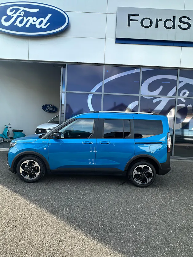 Ford TOURNEO COURIERier 1.0 EcoBoost A Active/125CV/Aut.