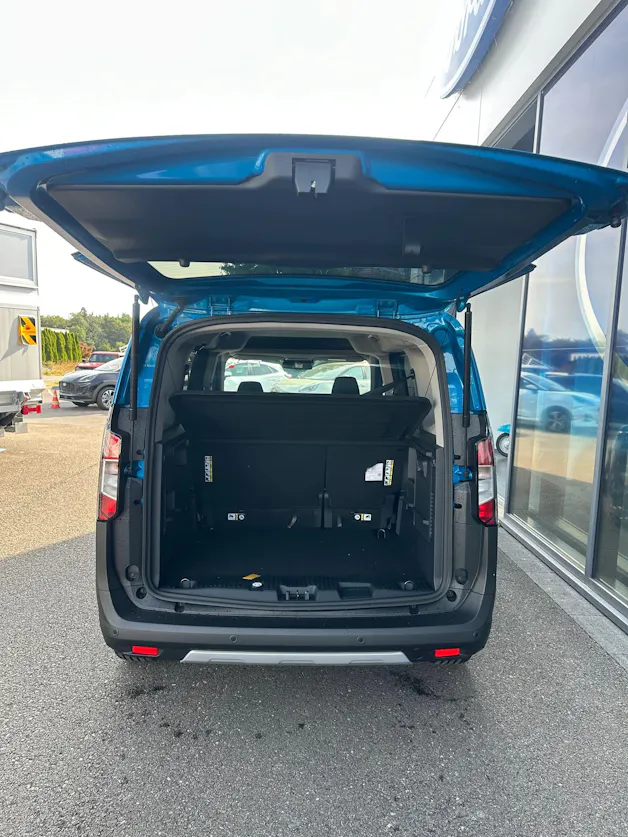 FORD TOURNEO COURIERier 1.0 EcoBoost A Active/125CV/Aut.
